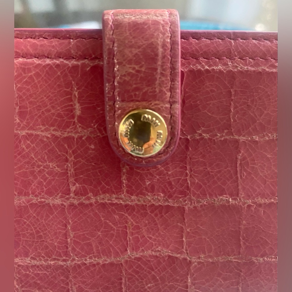 MIU MIU Pink Croc Trifold Wallet | - Picture 6 of 14